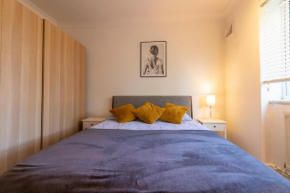 Stylish and well equipped flat in Stockwell
